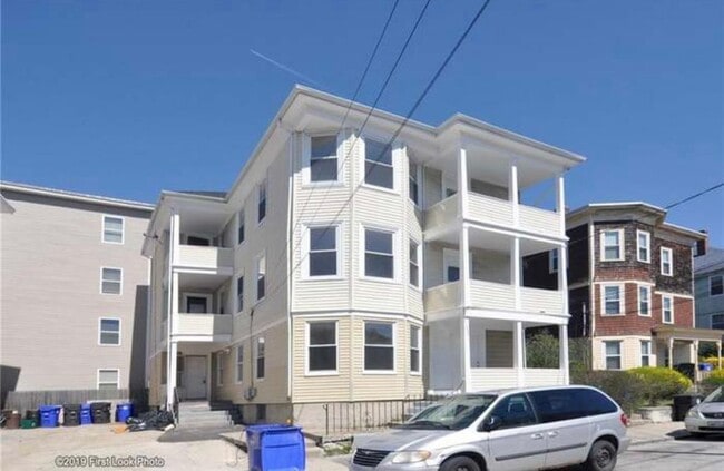 179 Valley St, Unit 3