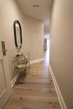 215 W College Ave in Tallahassee, FL - Foto de edificio - Building Photo