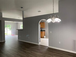 2210 Nicollett Way in Leesburg, FL - Building Photo - Building Photo