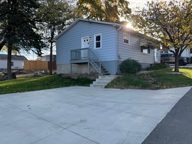 4256 W Ridge Rd in Erie, PA - Building Photo - Building Photo