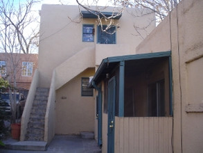 1208 Dr. Martin Luther King Dr NE in Albuquerque, NM - Foto de edificio - Building Photo