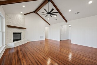 170 N Meadowbrook Dr in Pottsboro, TX - Building Photo - Building Photo