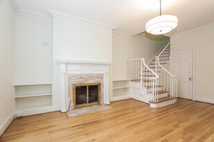 2927 Cathedral Ave NW in Washington, DC - Building Photo