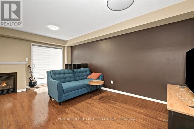 112 Patriot Pl in Ottawa, ON - Building Photo - Building Photo