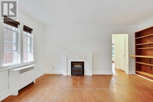 property at 864 Millwood Rd