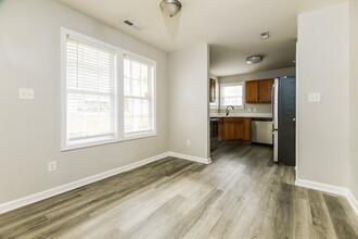 3733 Blue Blossom Dr in Raleigh, NC - Building Photo - Building Photo