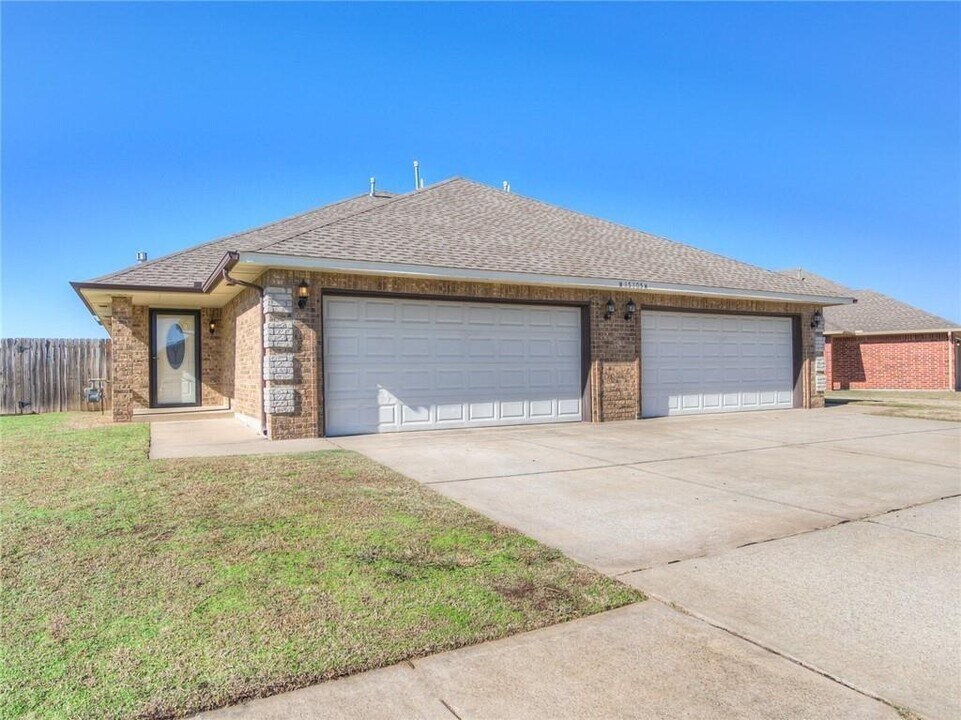 15105 Kyle Dr in Oklahoma City, OK - Building Photo