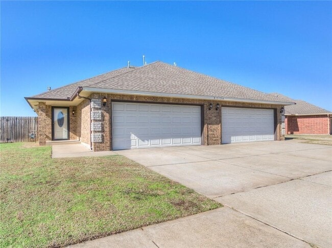 property at 15105 Kyle Dr