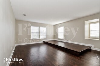 3889 Marsh Bluff Dr in Jacksonville, FL - Foto de edificio - Building Photo