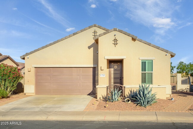 property at 41769 W Canasta Ln