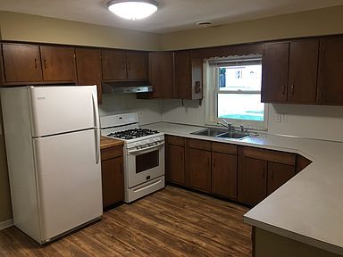 property at 716 E Gier St