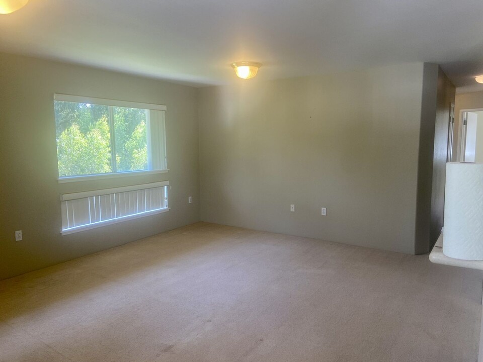 95-1115-1115 Koolani Dr in Mililani, HI - Building Photo