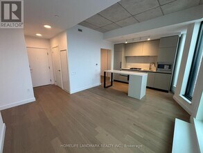 1720 Bayview Ave in Toronto, ON - Building Photo - Building Photo