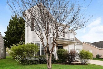 128 Crestwood Dr in Mount Holly, NC - Building Photo - Building Photo