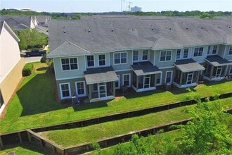 7926 Bally Money Rd in Tampa, FL - Building Photo - Building Photo