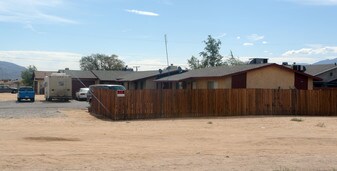 12991 Kiowa Rd Apartamentos