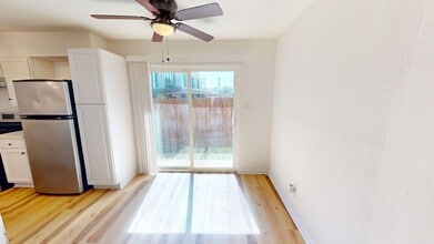 2707 Windswept Cove in Austin, TX - Foto de edificio - Building Photo