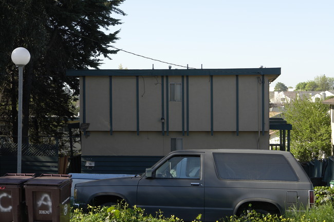 15849 Marcella St in San Leandro, CA - Foto de edificio - Building Photo