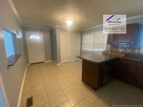 6114 Regis Ct in Fayetteville, NC - Building Photo - Building Photo