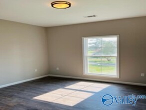 39 Seibold St in Guntersville, AL - Building Photo - Building Photo