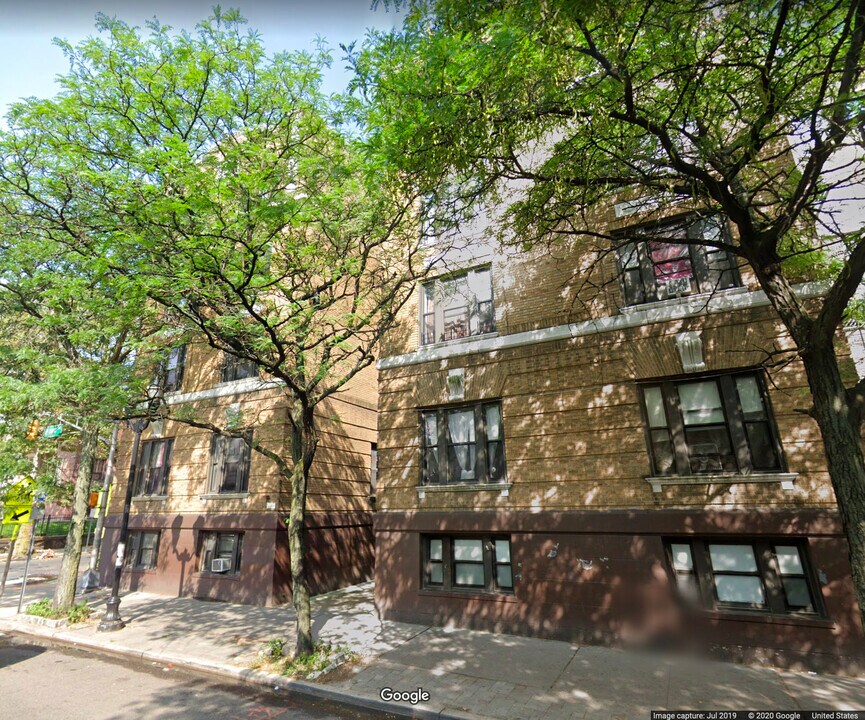 118 Jewett Ave in Jersey City, NJ - Foto de edificio