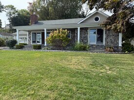 267 Weed Ave in Stamford, CT - Building Photo