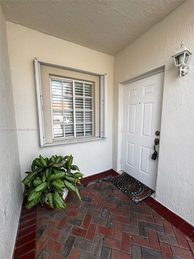 10968 SW 182nd Ln in Miami, FL - Building Photo - Building Photo