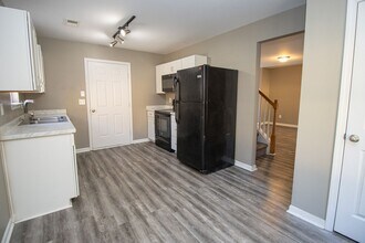 101 Saskatoon Dr in Hopkins, SC - Building Photo - Building Photo