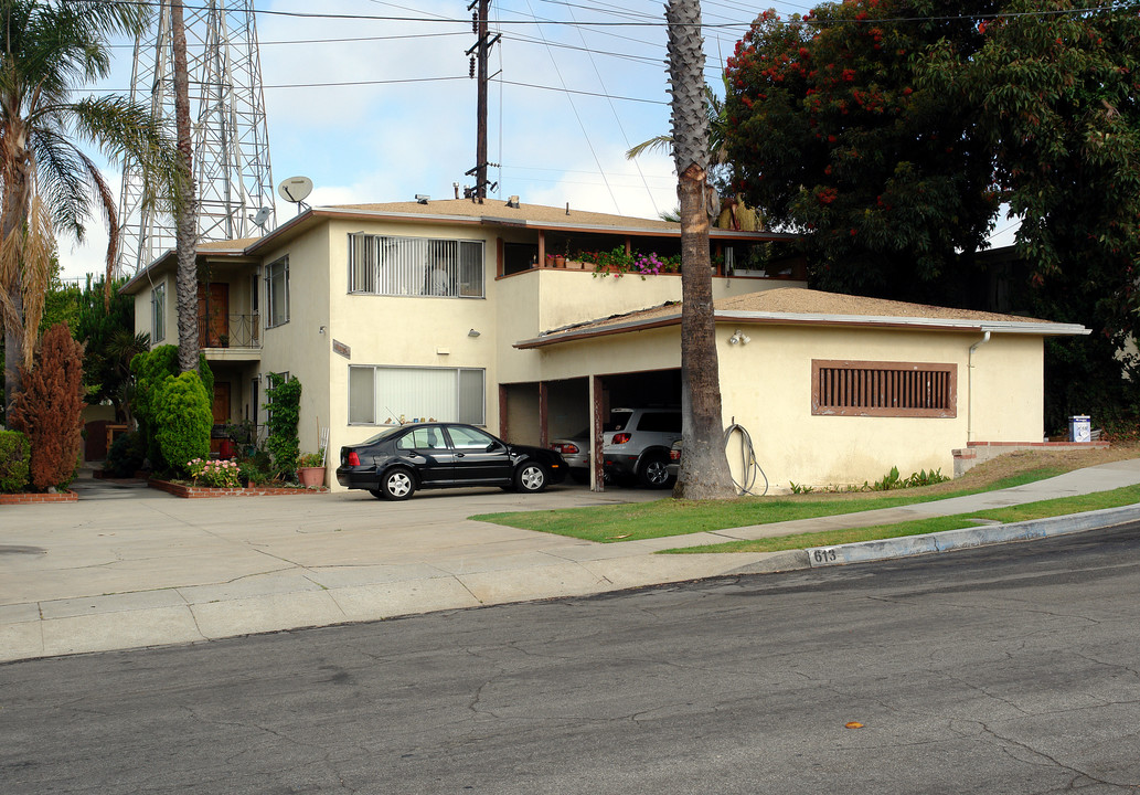 613 Illinois Ct in El Segundo, CA - Foto de edificio