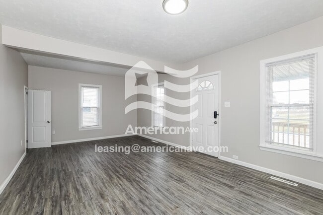 1025 W 17th St in Lorain, OH - Foto de edificio - Building Photo