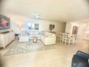 2800 N Ocean Dr, Unit B14D in Riviera Beach, FL - Foto de edificio - Building Photo