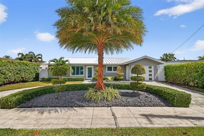 property at 1009 Tangelo Is