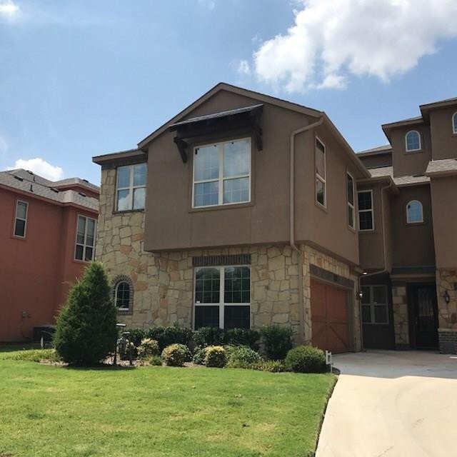 2630 Villa Di Lago Dr