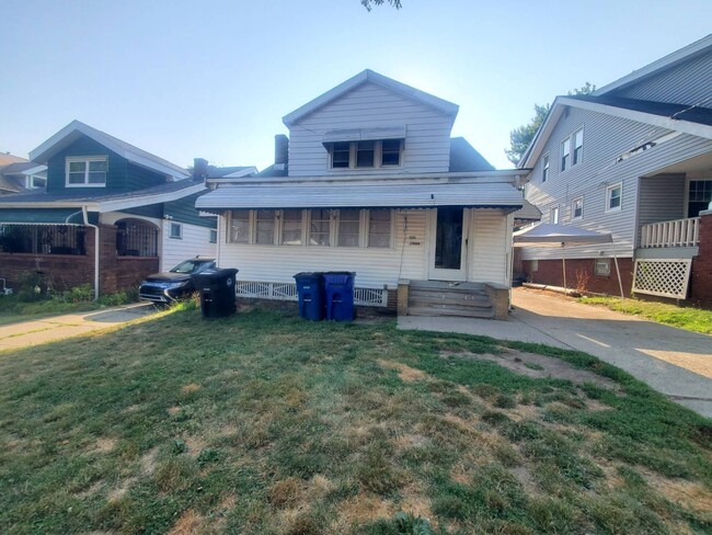 property at 3243 W 115th St