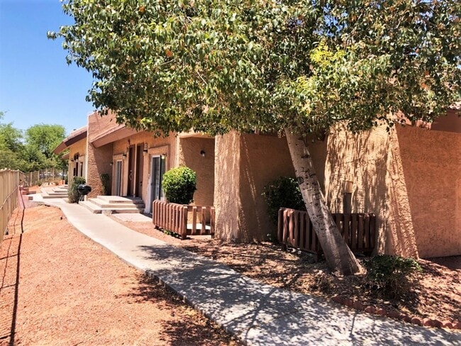 property at 2121 W Royal Palm Rd