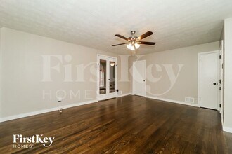 2625 Sherwood Dr in Austell, GA - Building Photo - Building Photo