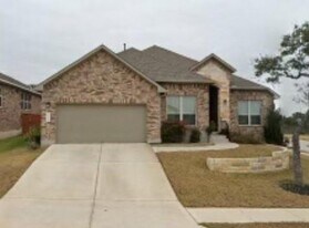 404 Peakside Cir in Dripping Springs, TX - Building Photo