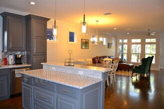 828 N Duval St in Tallahassee, FL - Building Photo - Building Photo