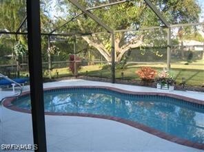 3909 SE 4th Ave in Cape Coral, FL - Foto de edificio