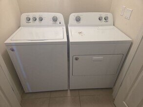 3515 NE 12th Pl in Cape Coral, FL - Building Photo - Building Photo