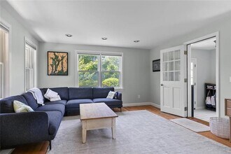 30 Battery Ln in Jamestown, RI - Building Photo - Building Photo