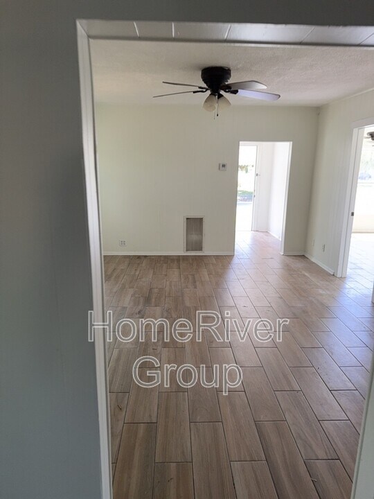 1835 47th St S in St. Petersburg, FL - Building Photo