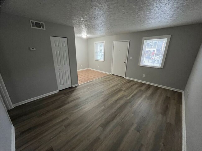 property at 670 Knox Blvd