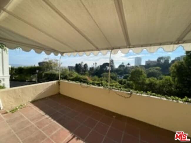 property at 8967 St Ives Dr