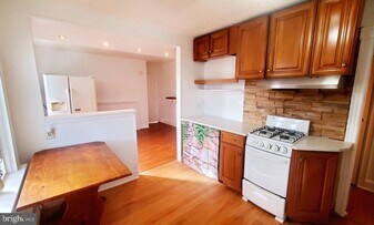 1055 Indiana Ave in Trenton, NJ - Building Photo