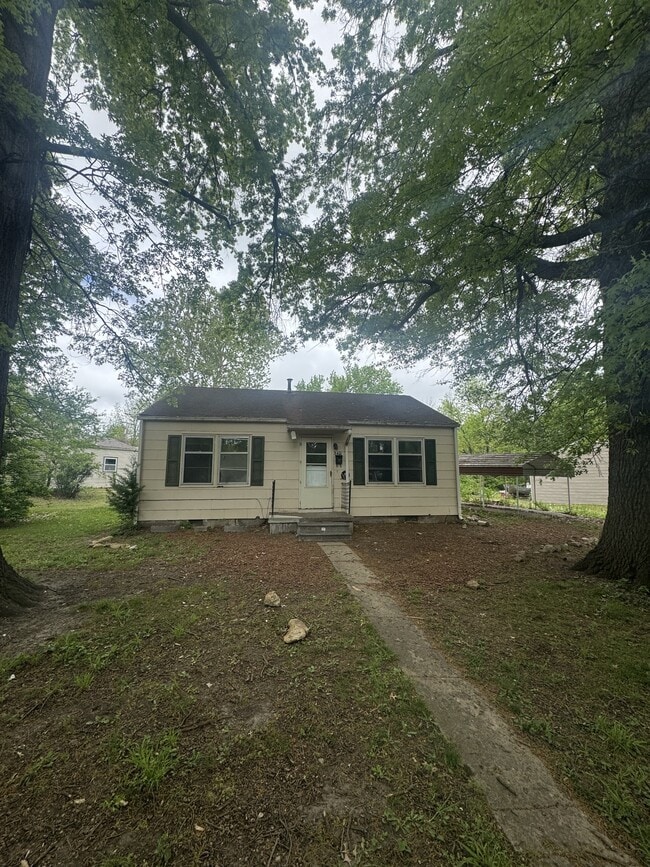 property at 3401 SE Ohio Ave
