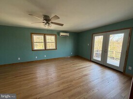 18 N C and P Ln in Smithsburg, MD - Building Photo