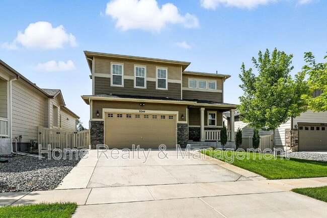 9344 E 105th Ave in Commerce City, CO - Foto de edificio - Building Photo