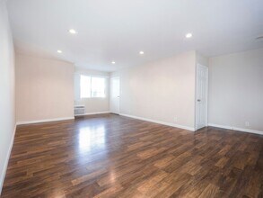 1936 Corning St in Los Angeles, CA - Building Photo - Interior Photo