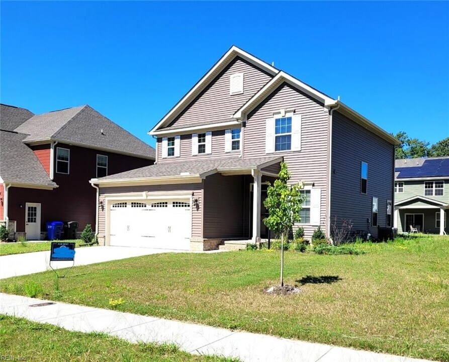 217 Victory Pl in Suffolk, VA - Building Photo